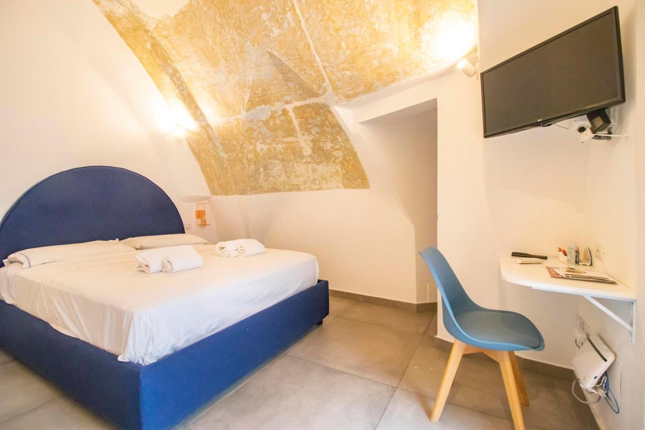 A I R Sant'Anna Bed and Breakfast Napels Buitenkant foto