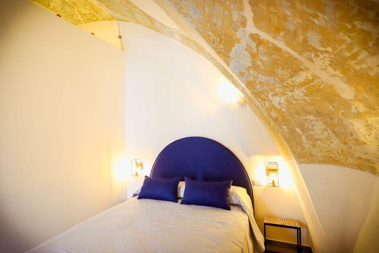 A I R Sant'Anna Bed and Breakfast Napels Buitenkant foto